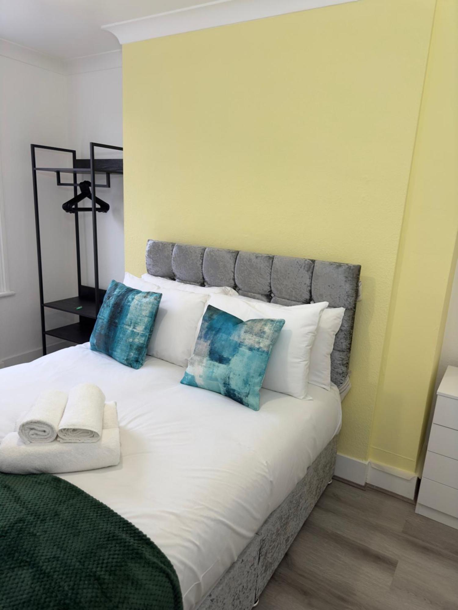 Hackney Mid & Long-term Vakantiehuis *